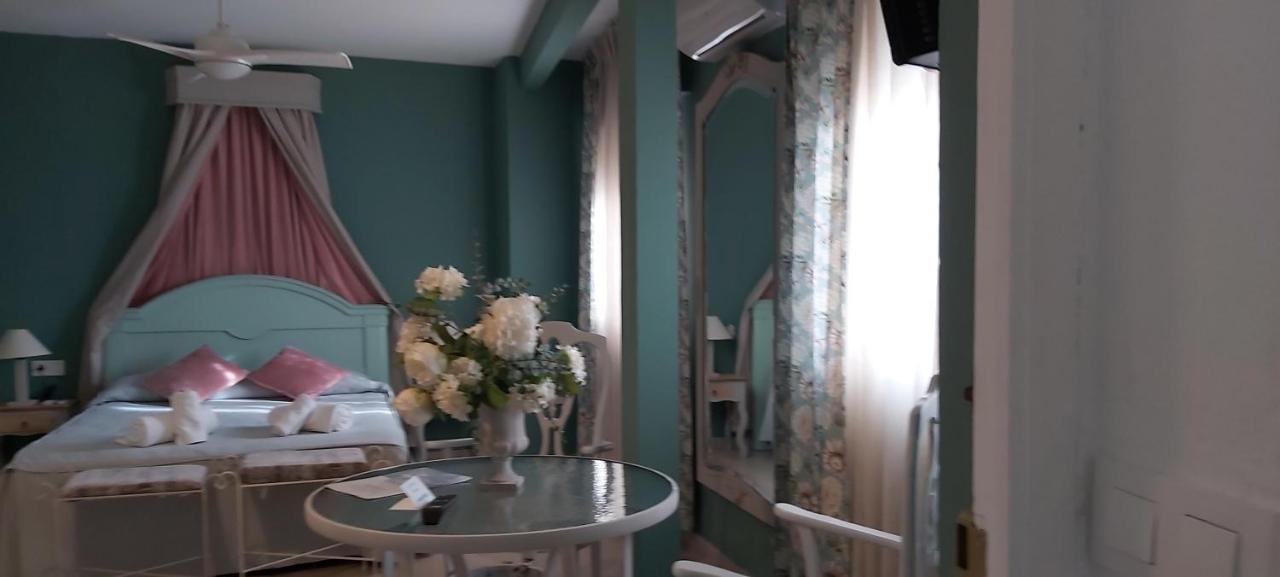 A 20 Metros De La Mezquita Catedral ,Apartamentos Turistico Cespedes 5 Кордова Екстер'єр фото